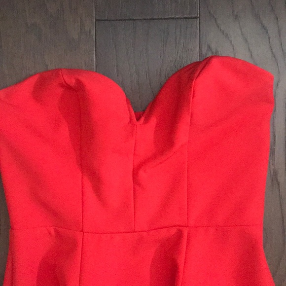 H&M RED DRESS - Picture 3 of 8